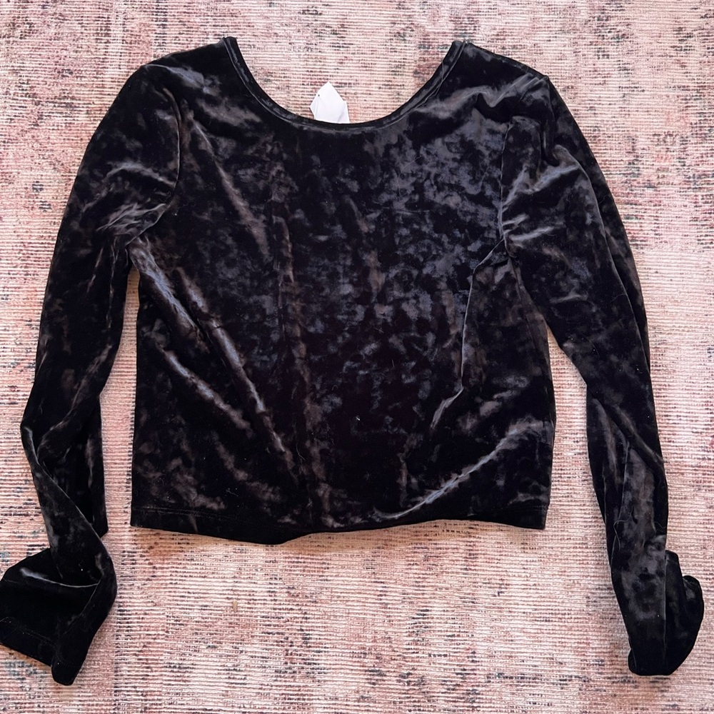 GAP Black Velvet Long Sleeve Tee